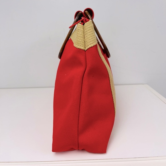 ❌SOLD❌ Vintage Red and Tan Canvas Handbag with Faux Wood Handles - Picture 5 of 9